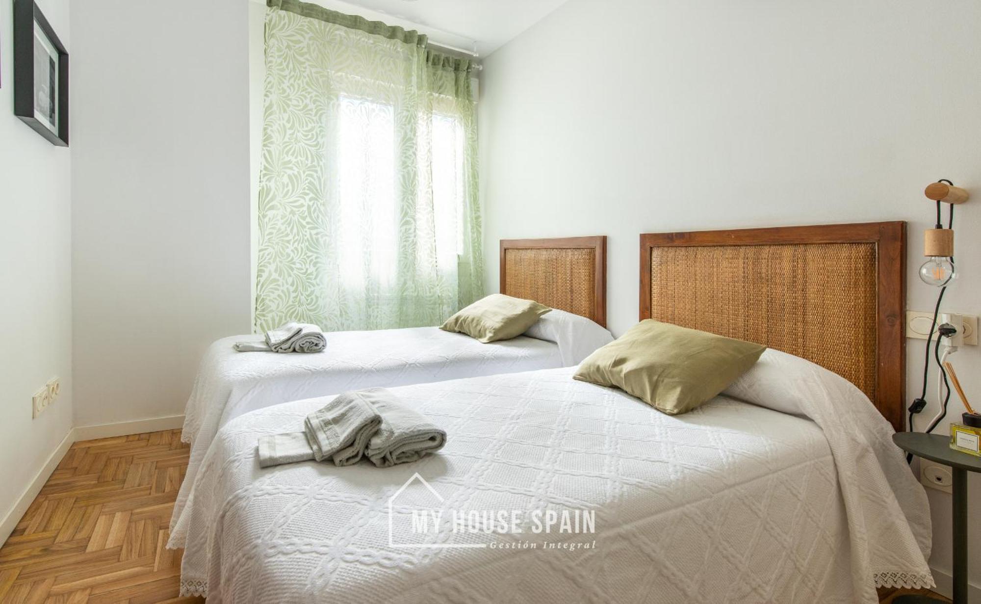 Myhousespain- Precioso Piso Playa Poniente Gijón Eksteriør billede