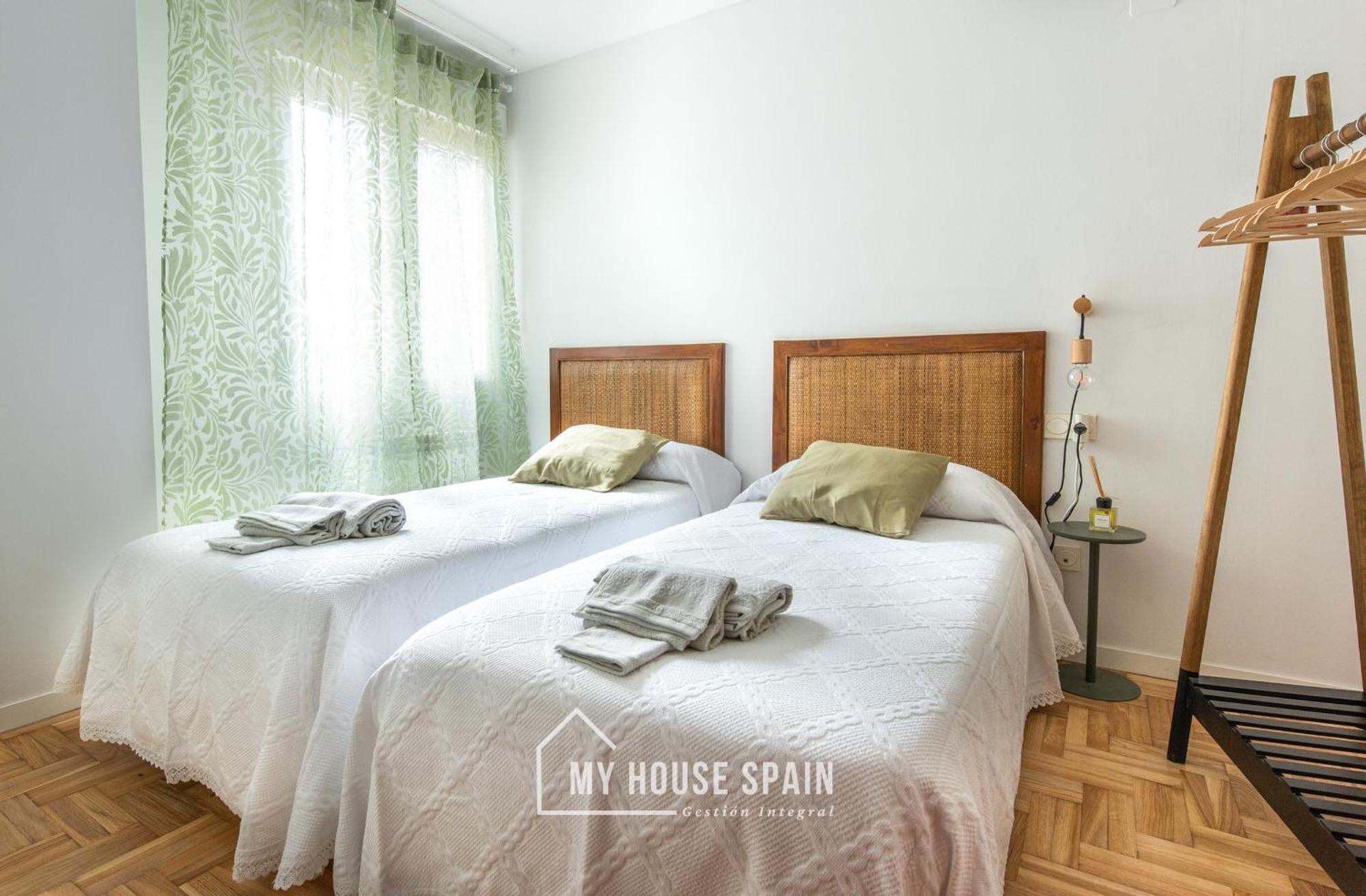 Myhousespain- Precioso Piso Playa Poniente Gijón Eksteriør billede